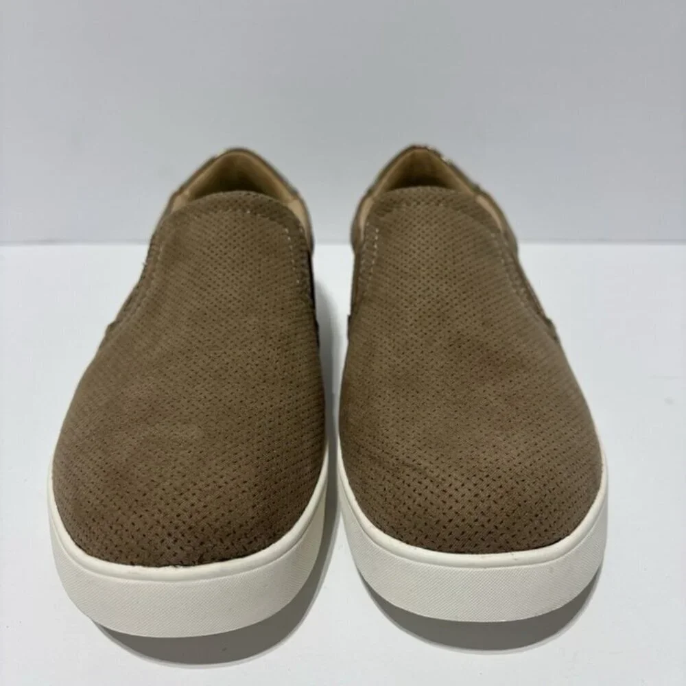 Dr. Scholl’s Women’s Madison, Brown Slip-On Shoes, Size 7.5 M